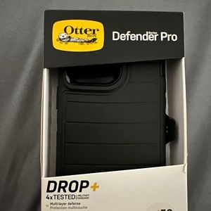 Otter box Defender pro (iPhone 14 pro max)